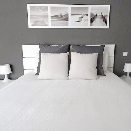 Comillas Bº Casasola - Residencial Lagos Azules - Netflix, Prime, Wifi & Free Indoor Parking Екстер'єр фото