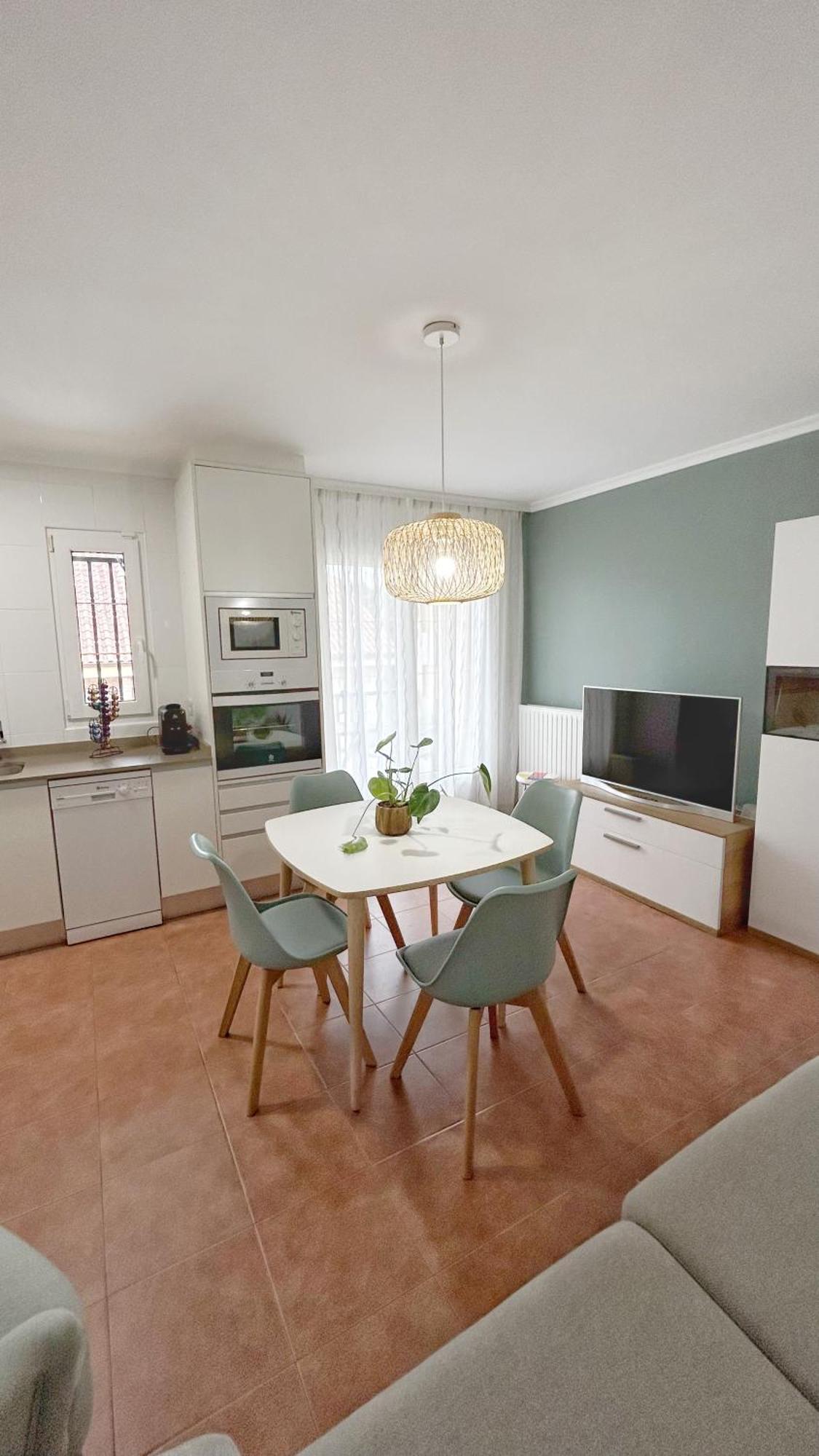 Comillas Bº Casasola - Residencial Lagos Azules - Netflix, Prime, Wifi & Free Indoor Parking Екстер'єр фото